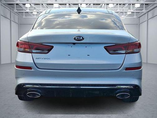2020 Kia Optima SE