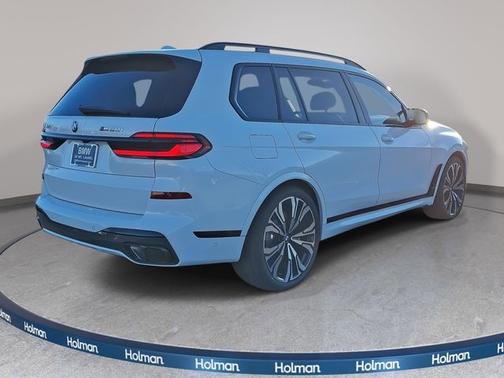 2026 BMW X7 M60i