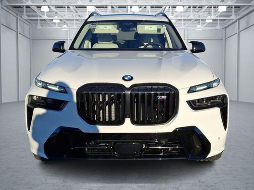 2026 BMW X7 M60i