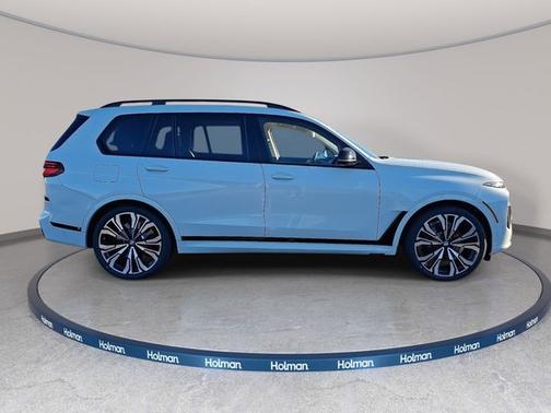 2026 BMW X7 M60i