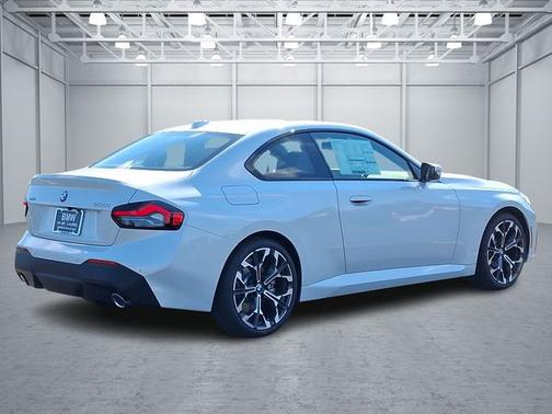 2025 BMW 230 230i xDrive