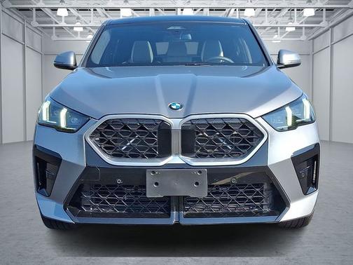2025 BMW X2 xDrive28i