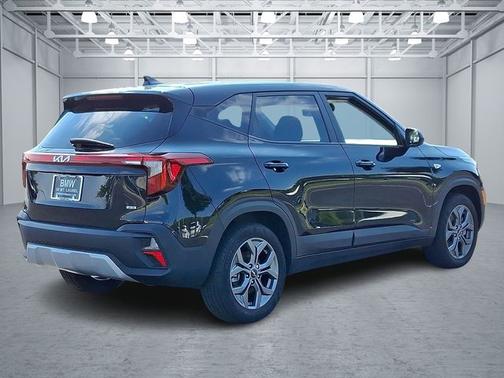 2024 Kia Seltos LX