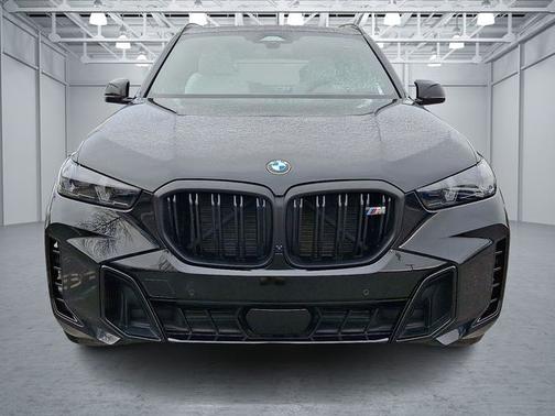 2025 BMW X5 M60i
