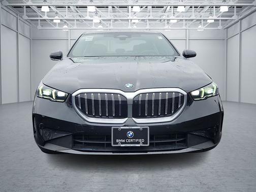 2025 BMW 530 530i xDrive