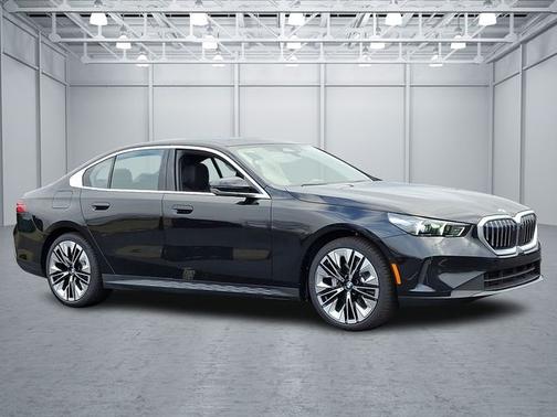 2025 BMW 530 530i xDrive
