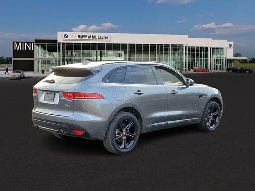 2018 Jaguar F-PACE 35t R-Sport