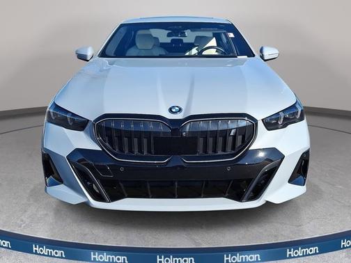 2025 BMW i5 xDrive40