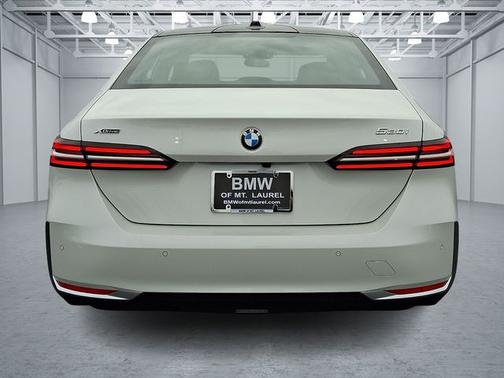 2026 BMW 530 530i xDrive