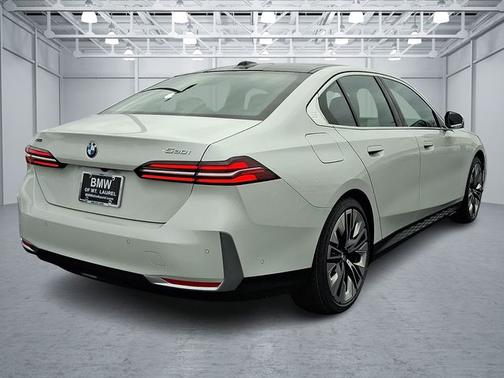 2026 BMW 530 530i xDrive