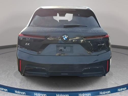 2026 BMW iX xDrive60