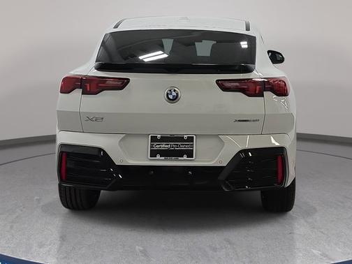Alpine White 2025 BMW X2 xDrive28i