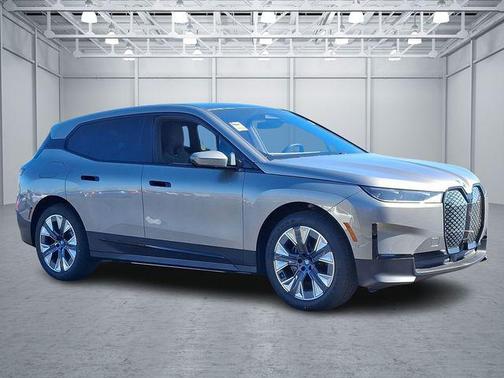 2025 BMW iX xDrive50