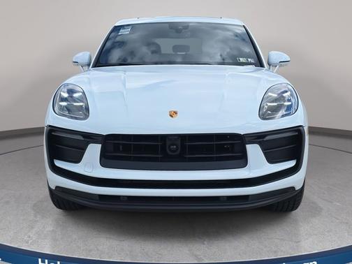2022 Porsche Macan Base