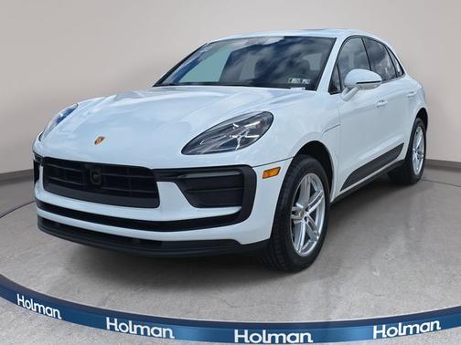 2022 Porsche Macan Base