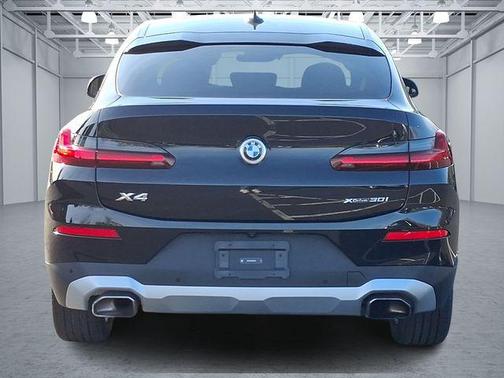 2024 BMW X4 xDrive30i