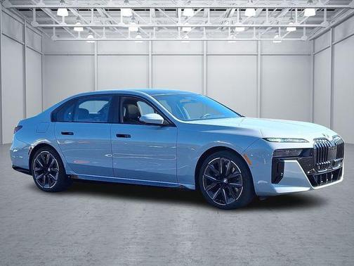 2023 BMW 760 760i xDrive