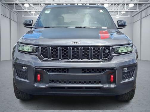 2022 Jeep Grand Cherokee Trailhawk