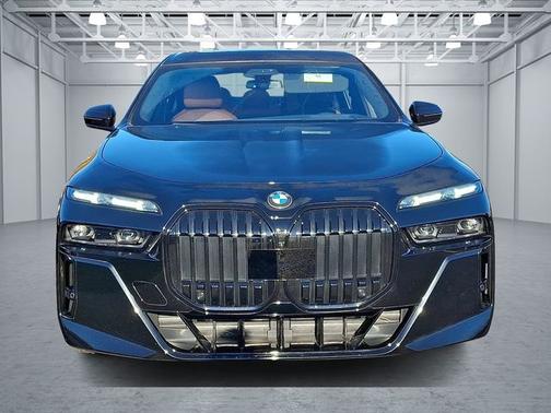 2023 BMW 740 740i