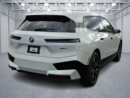 2024 BMW iX xDrive50