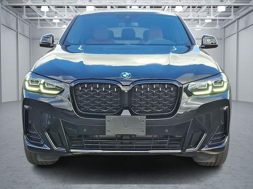 2023 BMW X4 xDrive30i