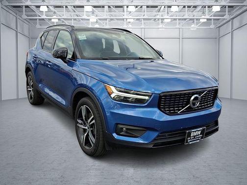 2021 Volvo XC40 R-Design