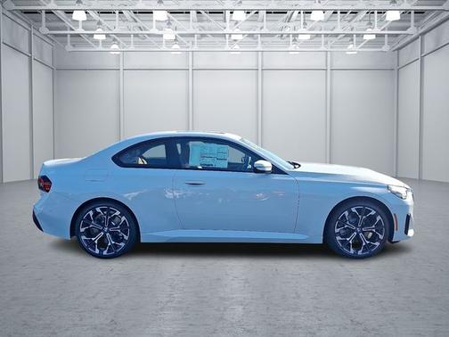 2025 BMW 230 230i xDrive