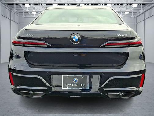 2023 BMW 760 760i xDrive
