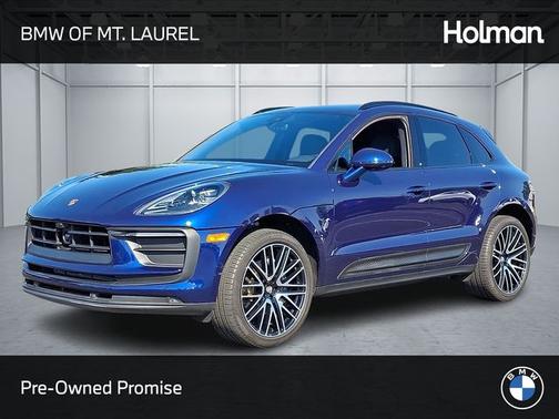 2022 Porsche Macan Base