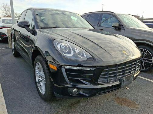 2017 Porsche Macan Base