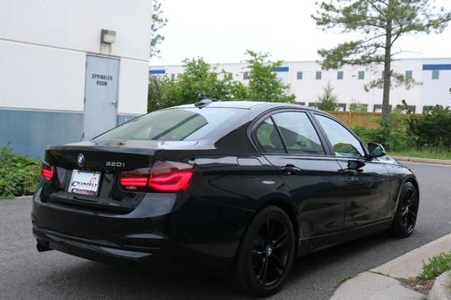 2017 BMW 320 i
