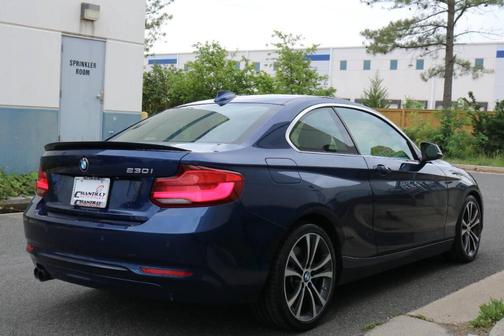 2019 BMW 230 i