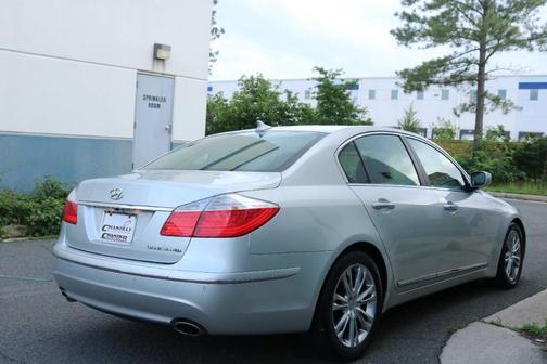 2011 Hyundai Genesis 4.6