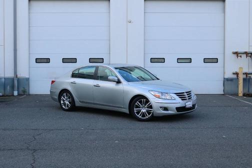 2011 Hyundai Genesis 4.6