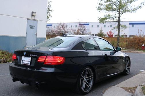 2011 BMW 335 is