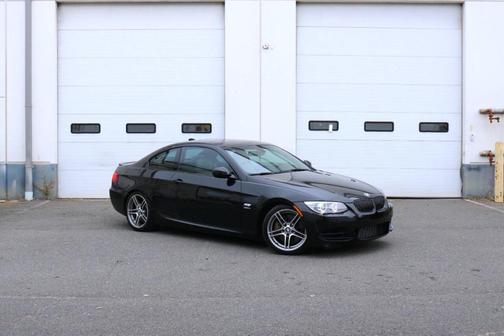 2011 BMW 335 is