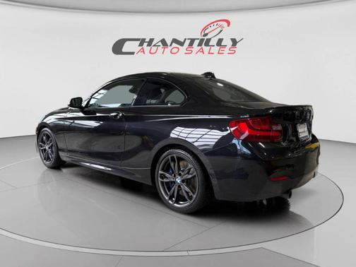 2016 BMW M235 i