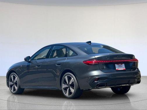 Daytona Gray Pearl 2026 Audi A5