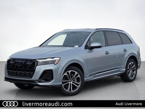 Satellite Silver Metallic 2026 Audi Q7 45 Premium Plus