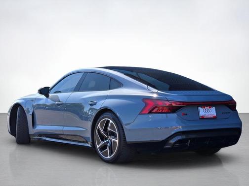 Kemora Gray Metallic 2023 Audi RS e-tron GT Base
