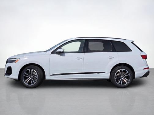 2026 Audi Q7 45 Premium Plus