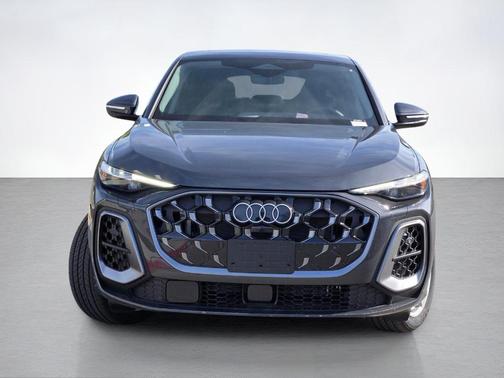 Tambora Gray Metallic 2025 Audi Q5 2.0T Premium