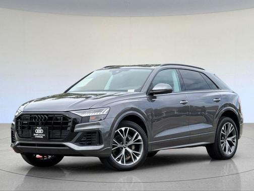 Samurai Gray Metallic 2023 Audi Q8 55 Premium