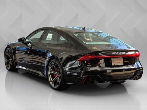 Mythos Black Metallic 2026 Audi RS 7 4.0T quattro performance