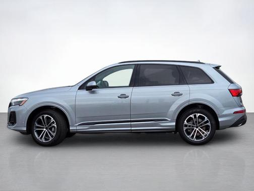 2026 Audi Q7 45 Premium Plus