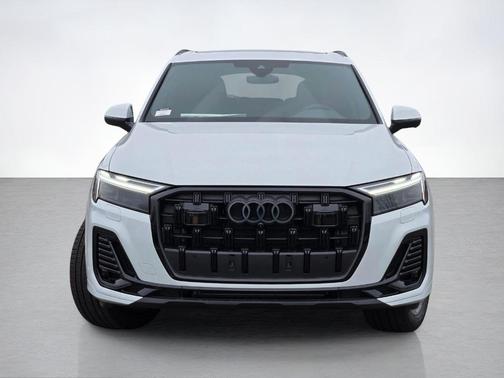 Glacier White Metallic 2026 Audi Q7 45 Premium Plus