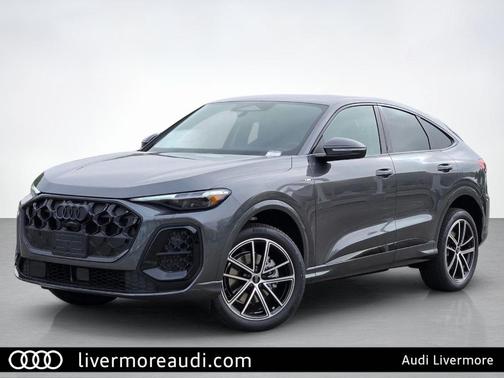 Daytona Gray Pearl 2026 Audi Q5 PLUS