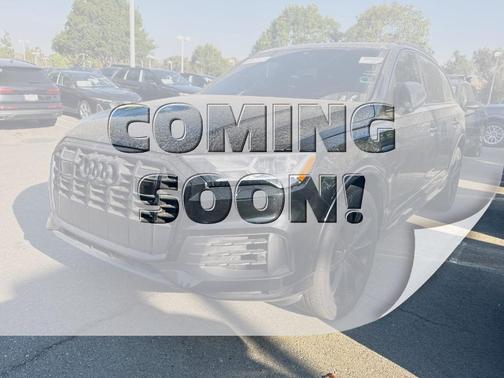 Mythos Black Metallic 2022 Audi Q7 55 Premium Plus