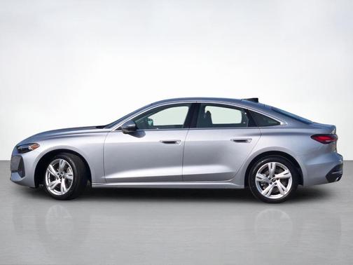 Florett Silver Metallic 2025 Audi A5 2.0T quattro Premium