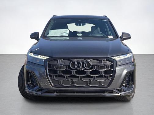 Daytona Gray Pearl Effect 2026 Audi SQ7 4.0T Premium Plus